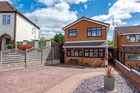 51 Sedgley Road-External (6).jpg