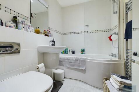 CAM02558G0-PR0144-ST