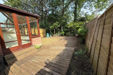 New back garden 2.jpg