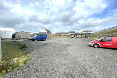 External yard