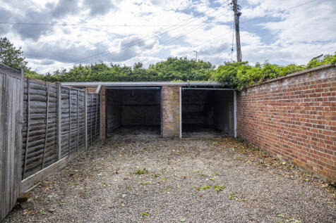 Garage photo