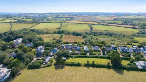 0726_04 - Nare View, Porthscatho, TR2 5EW (28).jpg