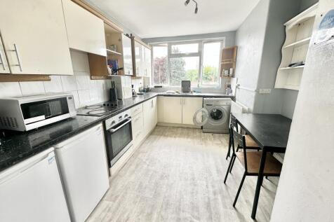47 Wilton Street photo 3
