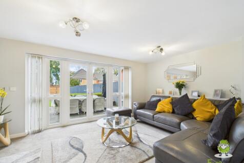 EweMove Estate Agents Basingstoke - Longwood Copse