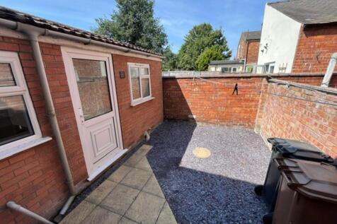 Rear courtyard