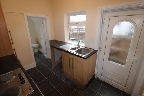Lansdowne Road, Swadlincote, DE11 photo 4