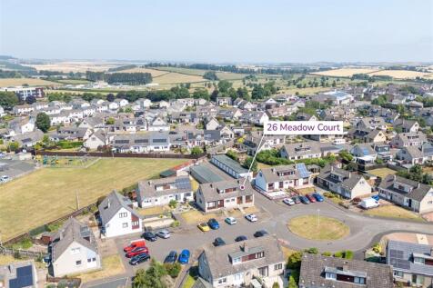 26_Meadow_Court-02.jpg
