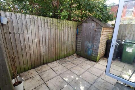 Wallasey - Two bedroom apartment  photo 4