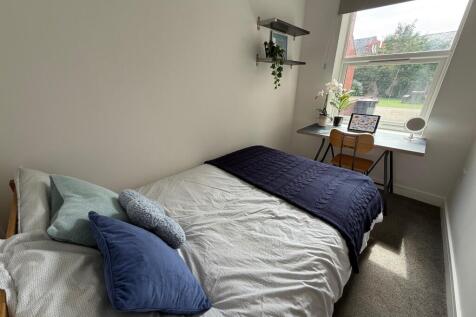 8A Charnwood Grove, West Bridgford, Nottingham photo 3