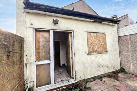 2 Edmund Road, Mitcham, Surrey, CR4 3AR