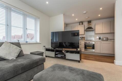 4 Danforth Way17.jpg