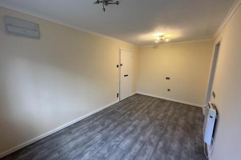 Wheat Close, Sandridge, ST. ALBANS photo 4