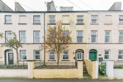 6-bed house on 5, Taubman Terrace, Douglas, IM1, £2,300/mo