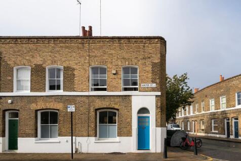 Quilter Street E2
