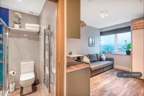 Thame House, High Wycombe, HP13 photo 3
