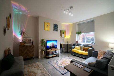 Living Area.JPG