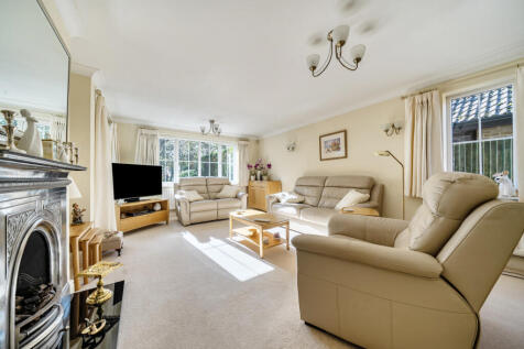 1371251-4-68f8c90...