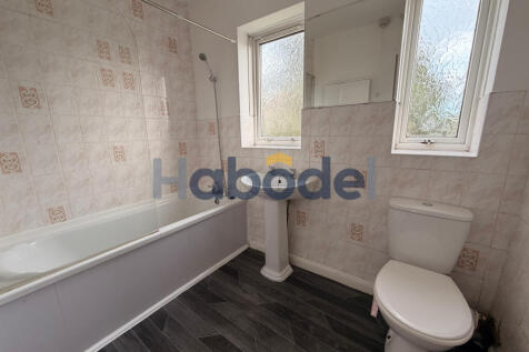 Acacia Gardens, CROOK, DL15 9NA photo 3