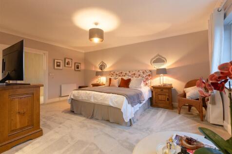 Pirbright House-30.jpg