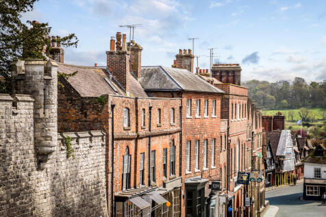 69 High Street Ar...