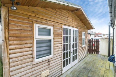 Outbuilding/Studio