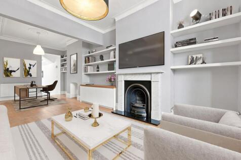 Double Reception Room