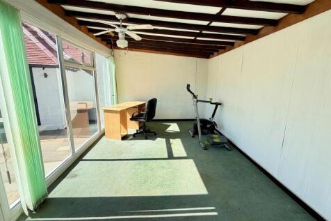 SUN ROOM
