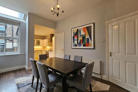 Byrom Street, Altrincham photo 3