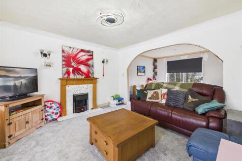 CAM05476G0-PR0077-STILL019.jpg