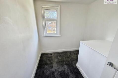 Leafield Grove, Bradford, BD2 photo 5