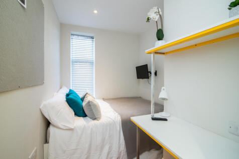 80 Beresford Street, Bedroom 8