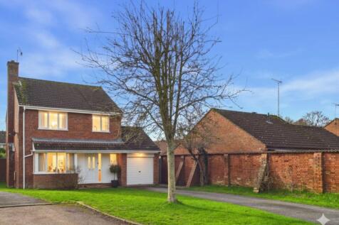 EWEMOVE TIVERTON - FRONT IMAGE