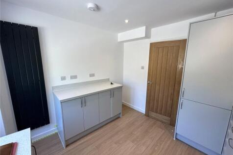 The Crescent, Wick, Bristol, Gloucestershire, BS30 photo 5