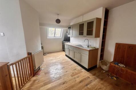 1-3, Market Street Hebden Bridge, HX7 6EU11.jpg