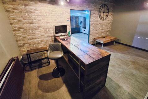 Main Studio / Treatment Room