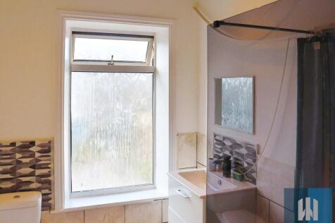 Birkhouse Lane, Moldgreen, Huddersfield, HD5 photo 2