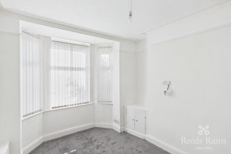 Firwood Avenue, Urmston, Manchester, M41 photo 4