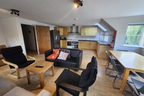 Apartment ,  Ladybarn Lane, Manchester photo 3