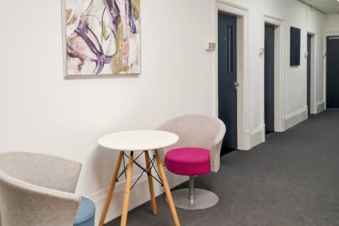 Serviced Office to rent Image 3