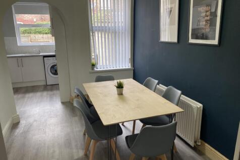 5 Bed - Egerton Road, Wavertree, L15 photo 2
