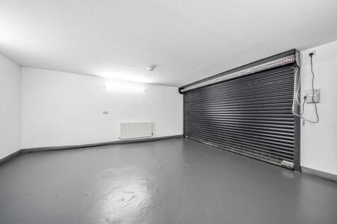 Right Garage