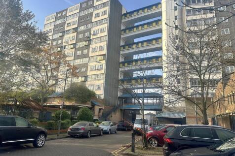 Exterior, Arthur Court, Eden Harper SW11