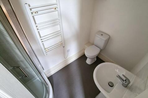 Dewsbury Road, LS11 photo 3