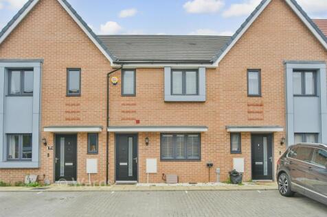 Gillingham, ME8 - property photo
