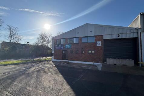 17 Ashford Industrial Estate Exterior 2.jpeg