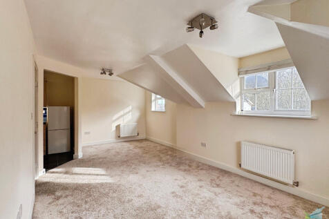 Saxon Court, Bryony Drive, Kingsnorth, Ashford photo 4