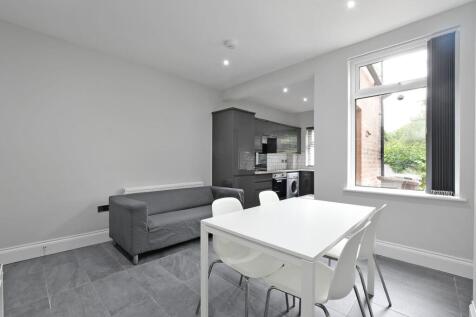 Clough Road, Highfield, Sheffield photo 3