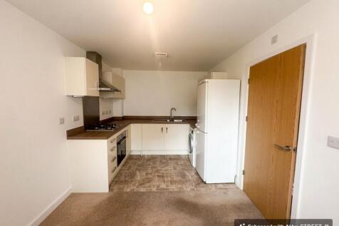 Open plan kitchen / diner