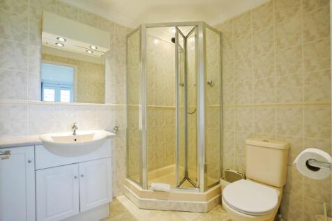 Ensuite Shower/WC