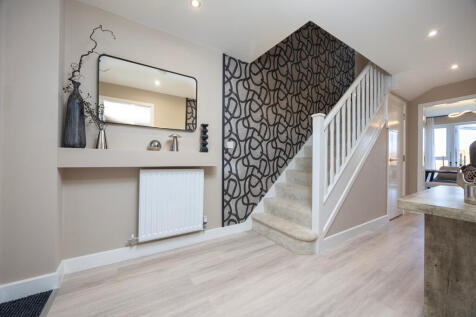 LH-VMCW-Radley Woods-Larkspur-Hallway